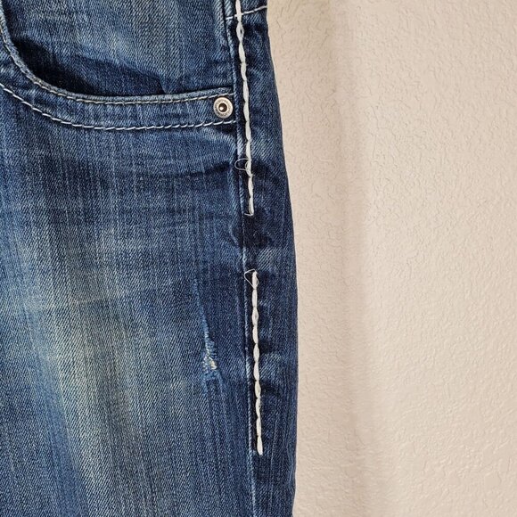 Big Star Womens Casey Low Rise Capri Jeans Size 30 Blue Denim Distressed Design - Picture 8 of 10
